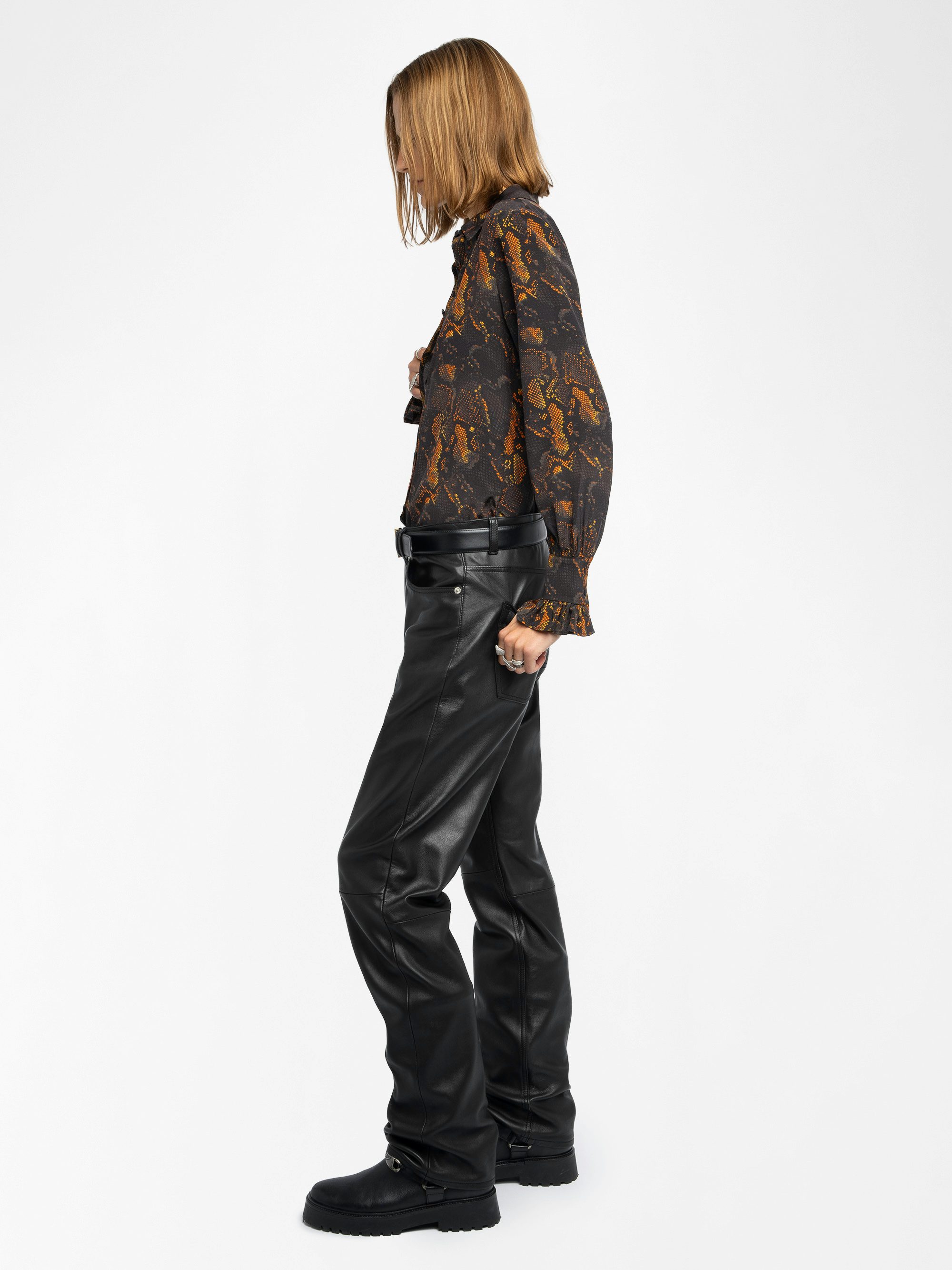 Thely 100% Silk Shirt - Printed silk shirt, long sleeves, button closure and embroidered wings on the back.